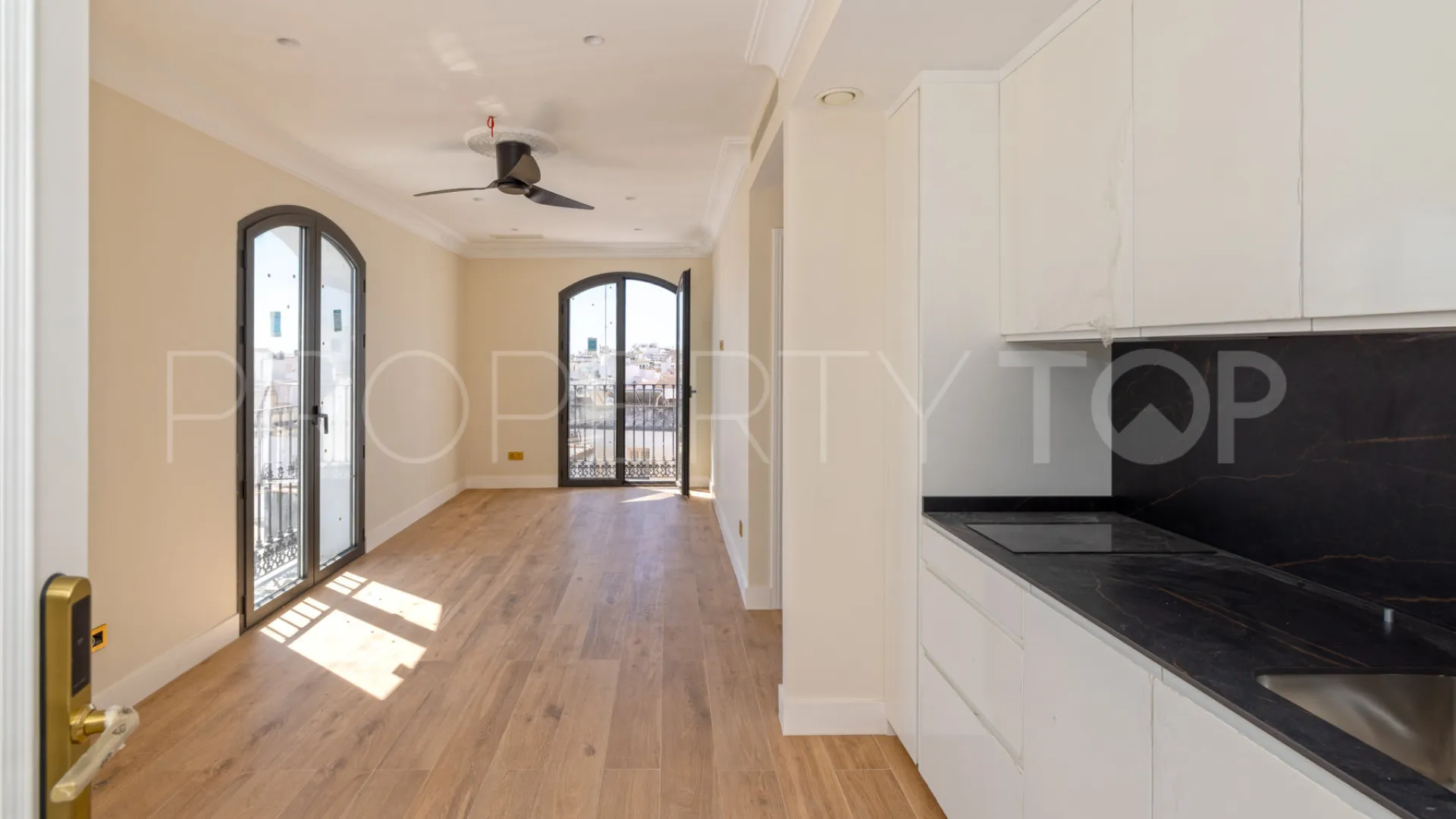 Estepona, edificio a la venta