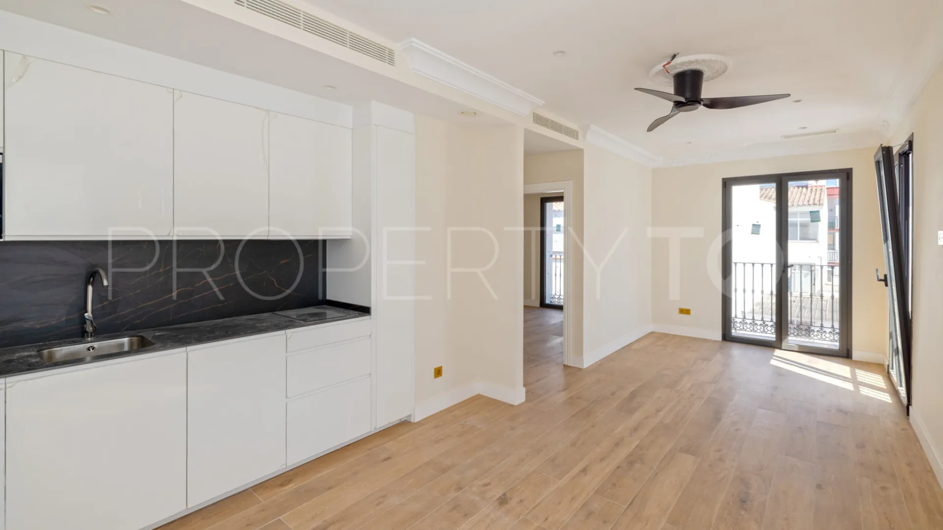 Estepona, edificio a la venta
