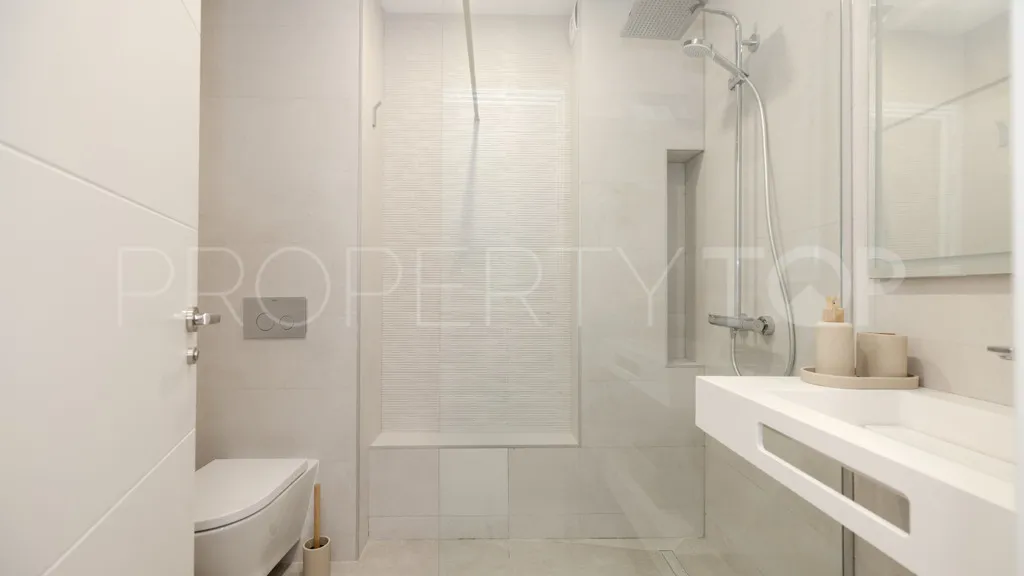 2 bedrooms apartment for sale in Estepona