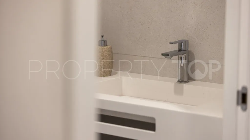 2 bedrooms apartment for sale in Estepona
