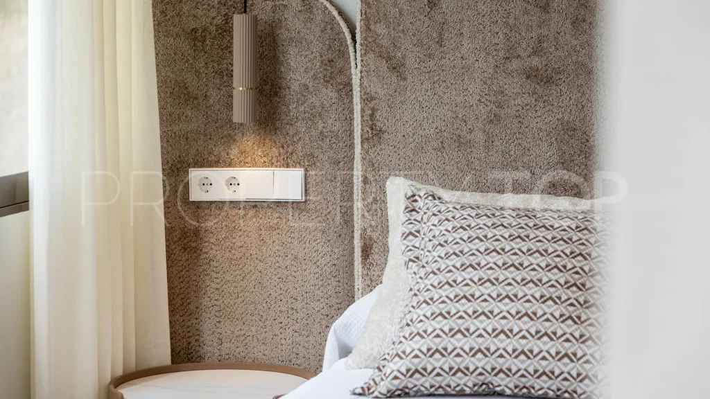 Apartamento de 3 dormitorios a la venta en Selwo