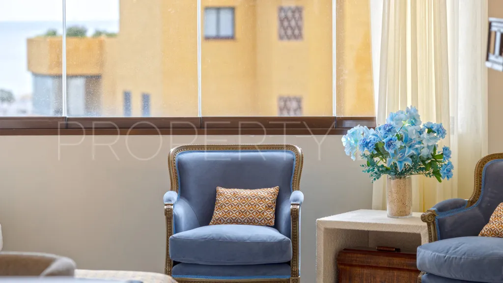 Apartamento de 3 dormitorios a la venta en Selwo