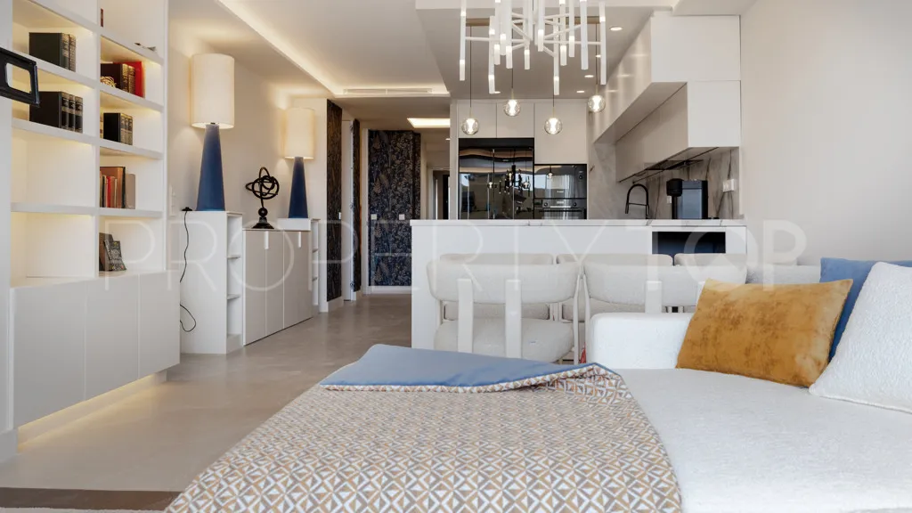 Apartamento de 3 dormitorios a la venta en Selwo