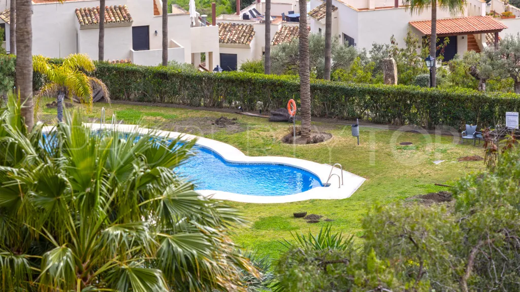 Apartamento de 3 dormitorios a la venta en Selwo