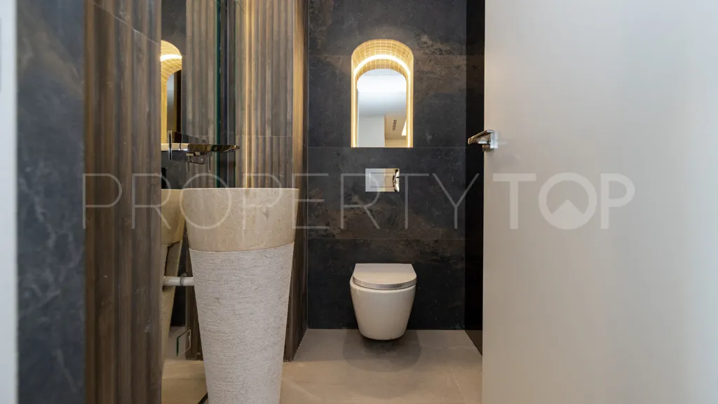 Apartamento de 3 dormitorios a la venta en Selwo