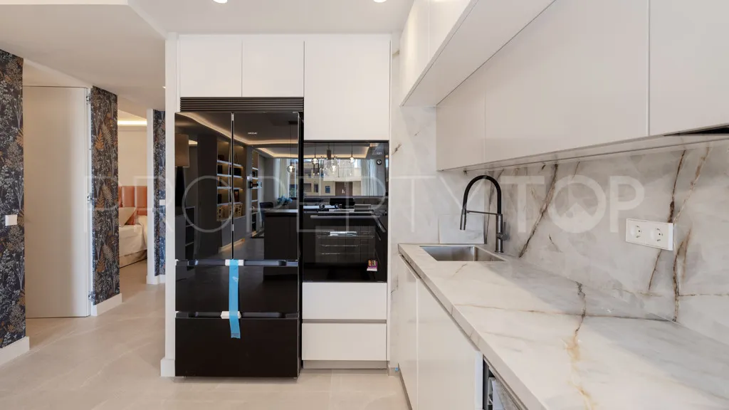 Apartamento de 3 dormitorios a la venta en Selwo