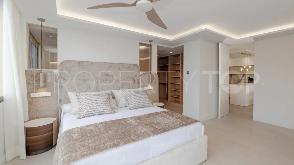 Apartamento de 3 dormitorios a la venta en Selwo