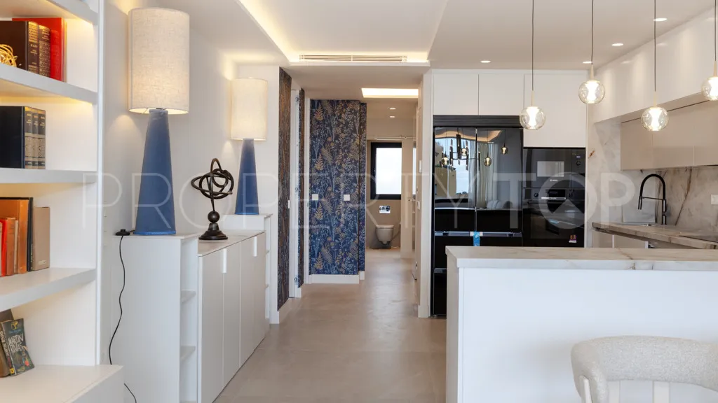 Apartamento de 3 dormitorios a la venta en Selwo