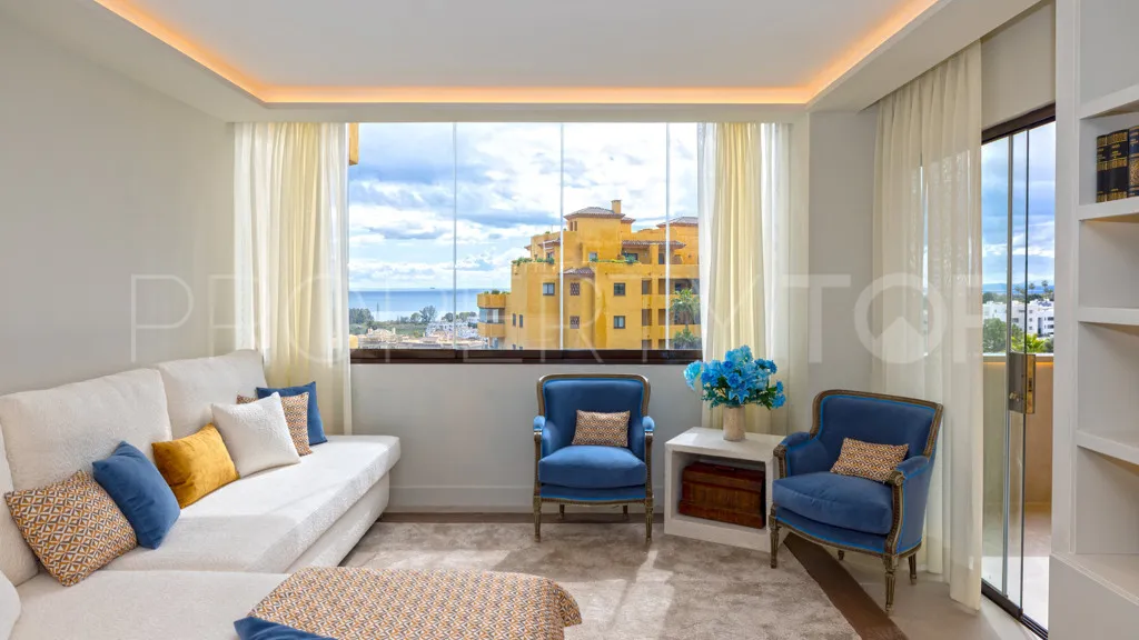 Apartamento de 3 dormitorios a la venta en Selwo