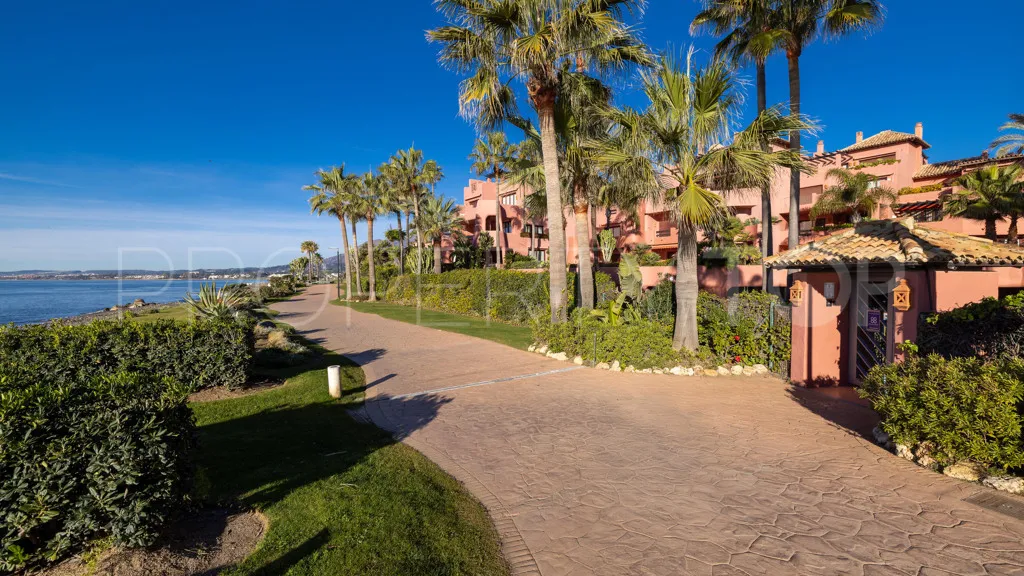 Apartment for sale in New Golden Mile with 3 bedrooms