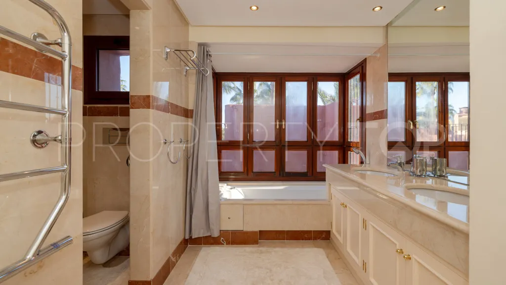 Apartment for sale in New Golden Mile with 3 bedrooms
