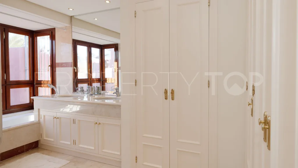 Apartment for sale in New Golden Mile with 3 bedrooms