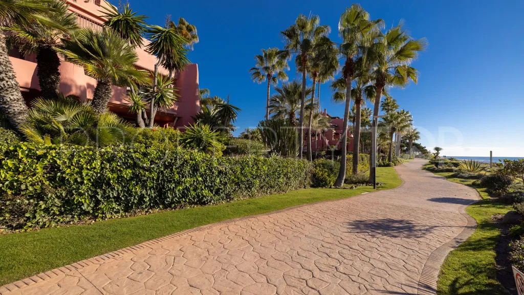 Apartment for sale in New Golden Mile with 3 bedrooms