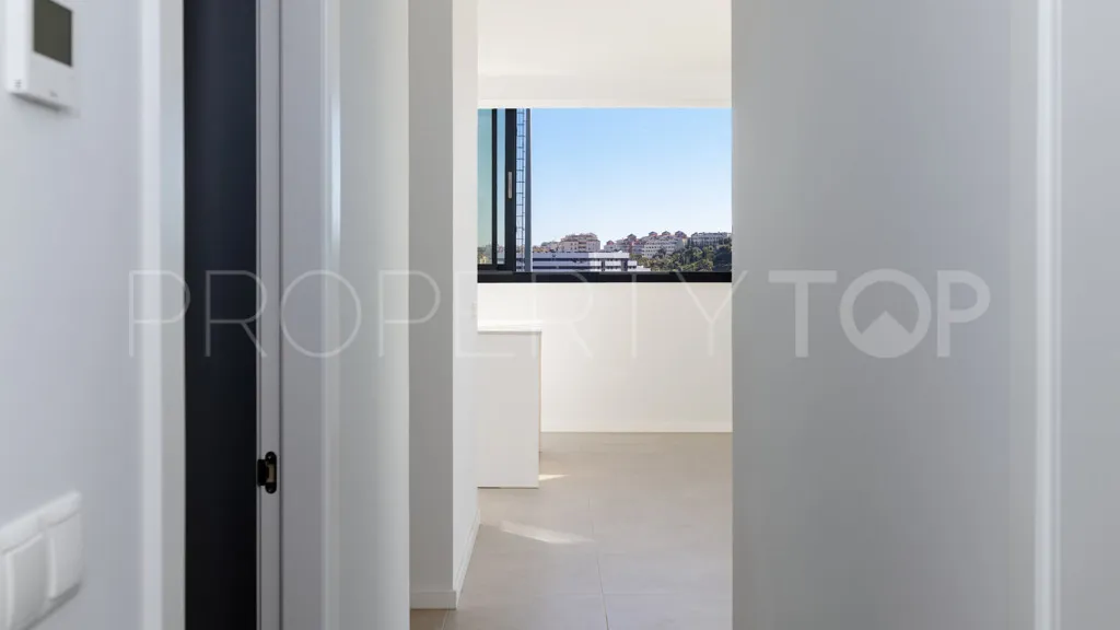 For sale apartment in Estepona with 2 bedrooms