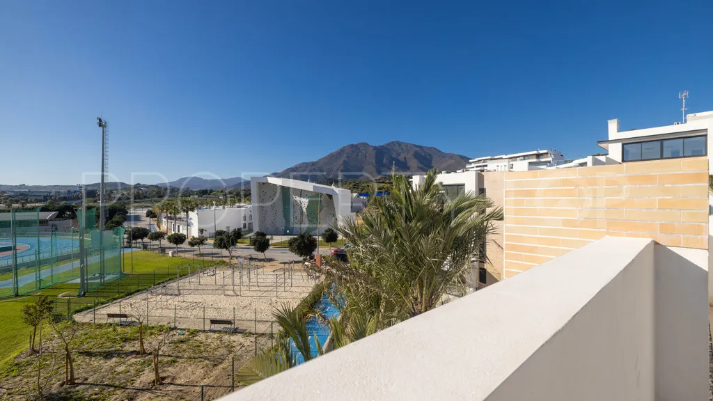 For sale apartment in Estepona with 2 bedrooms
