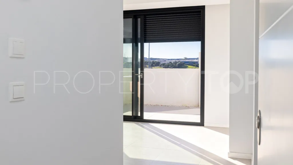 For sale apartment in Estepona with 2 bedrooms