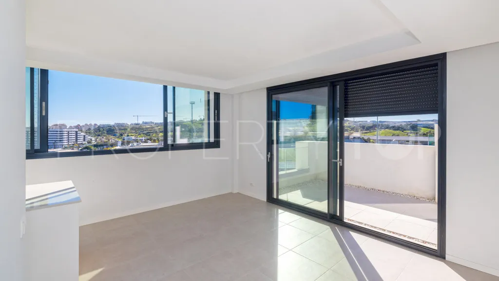 For sale apartment in Estepona with 2 bedrooms