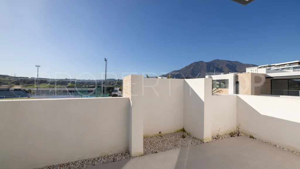 For sale apartment in Estepona with 2 bedrooms