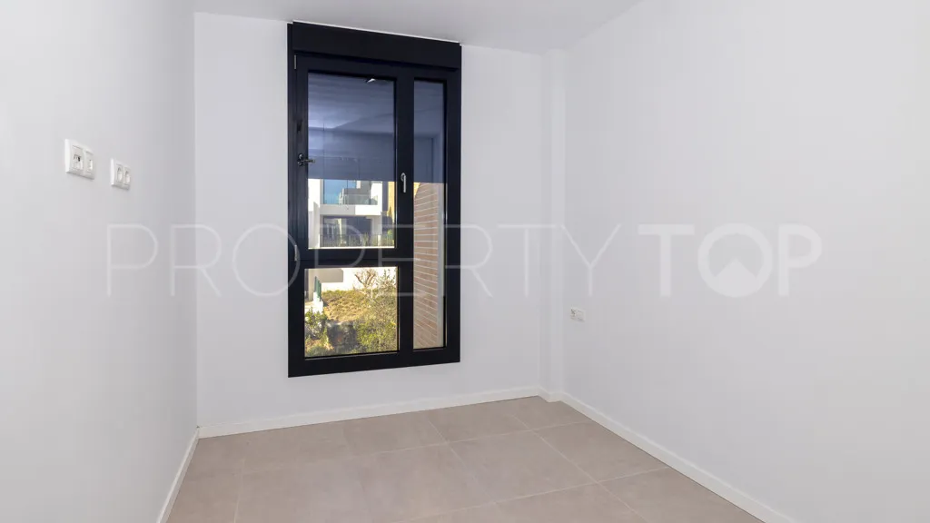 For sale apartment in Estepona with 2 bedrooms