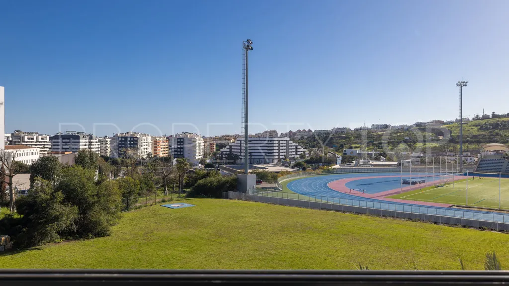 For sale apartment in Estepona with 2 bedrooms