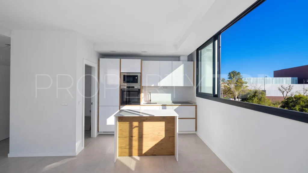 For sale apartment in Estepona with 2 bedrooms