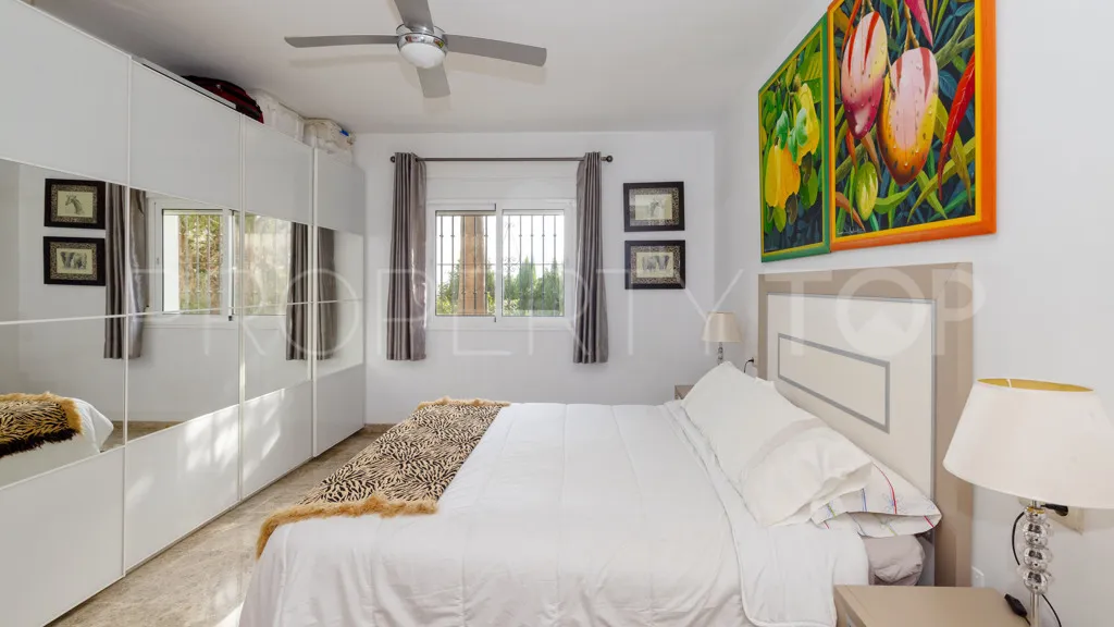 Buy Casares Playa chalet