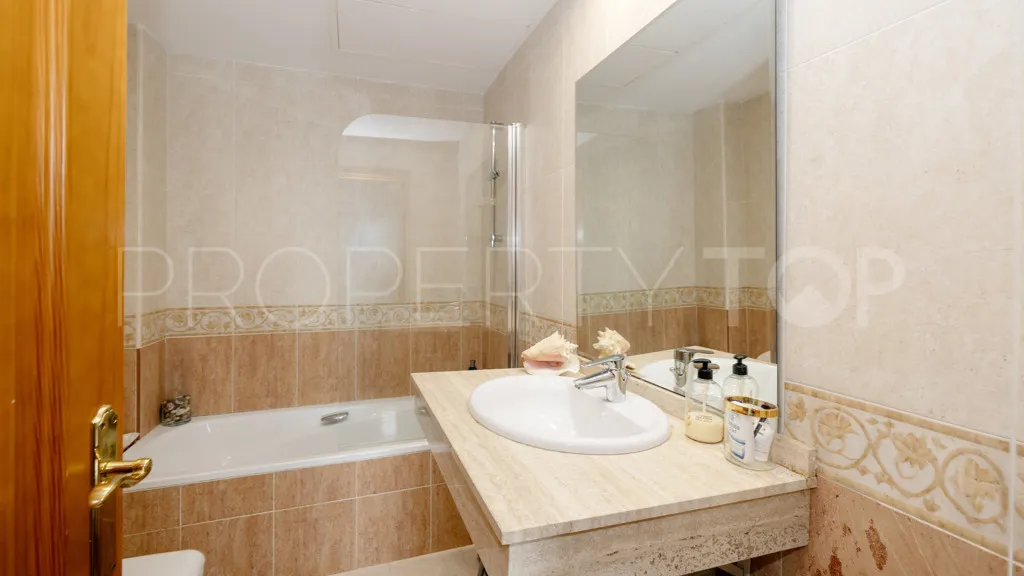 Buy Casares Playa chalet