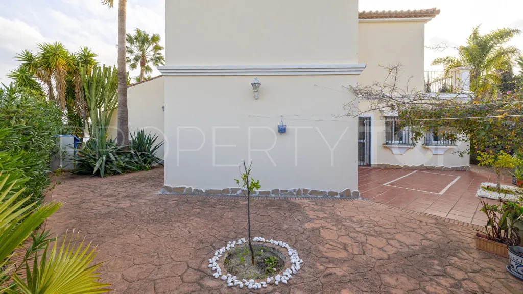 Buy Casares Playa chalet