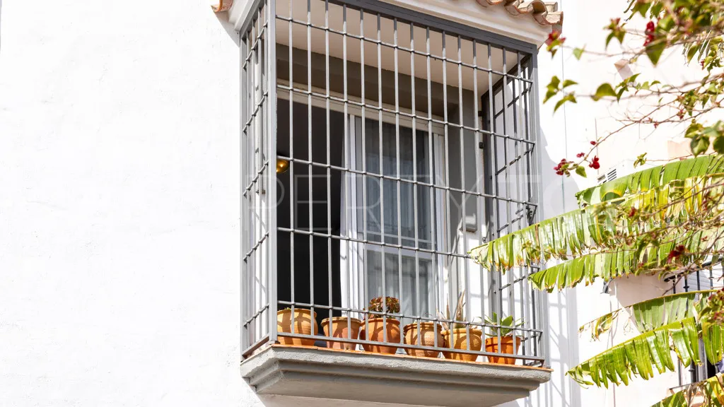 Chalet en venta en Estepona con 4 dormitorios