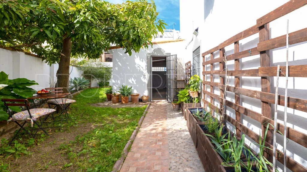 Chalet en venta en Estepona con 4 dormitorios