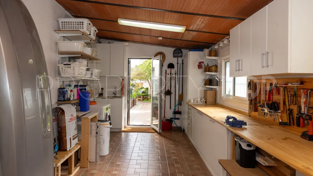 Chalet en venta en Estepona con 4 dormitorios