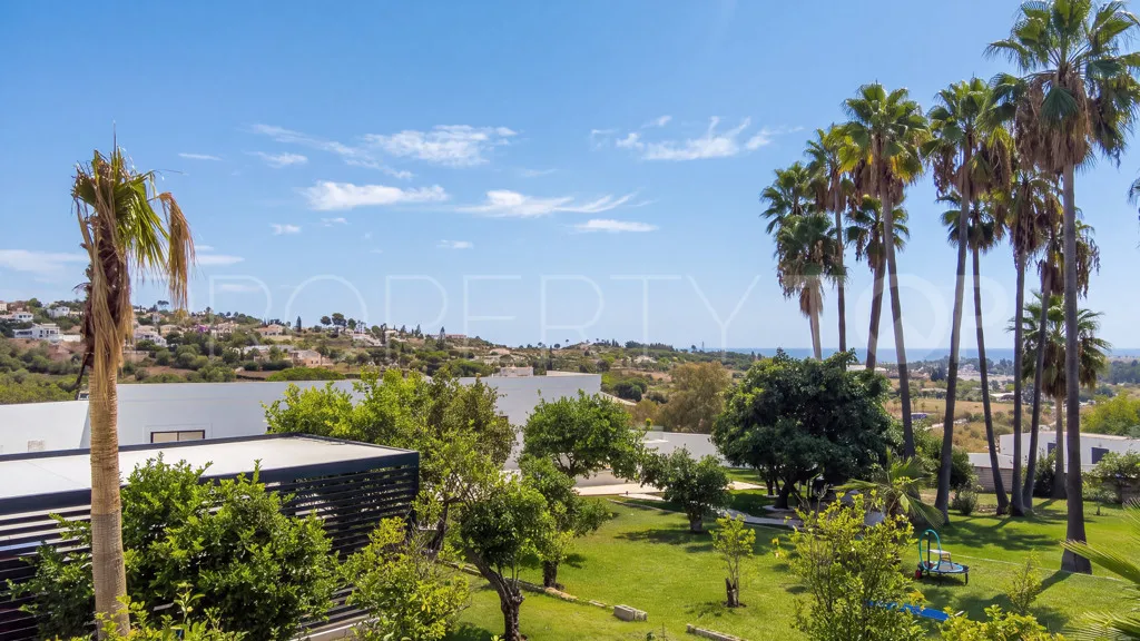 Chalet a la venta con 7 dormitorios en Reinoso