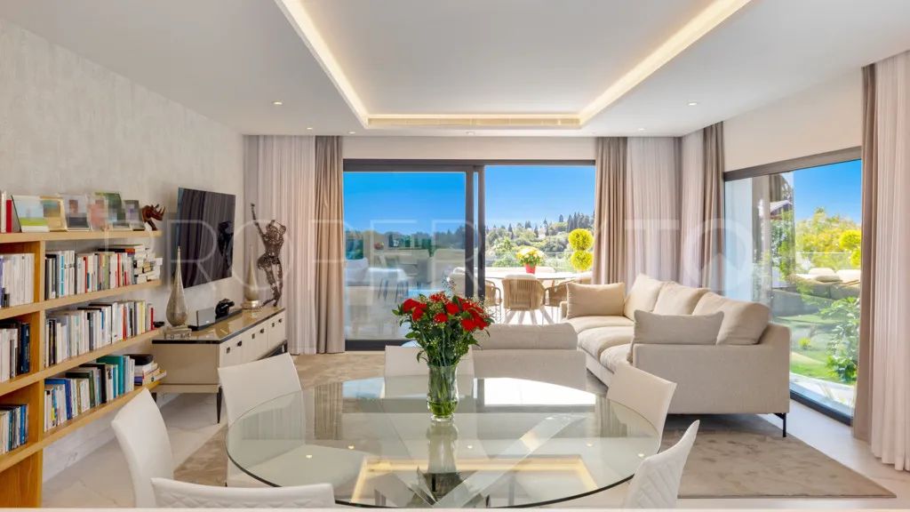 Chalet a la venta con 7 dormitorios en Reinoso