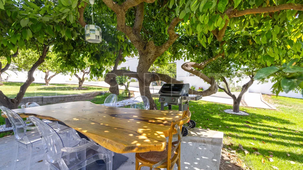 Chalet a la venta con 7 dormitorios en Reinoso