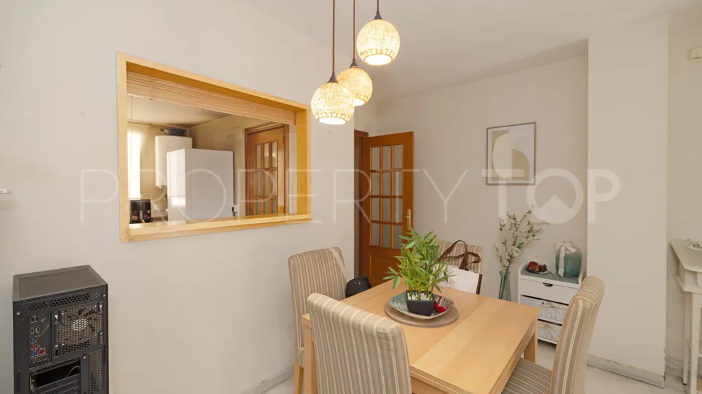 Comprar apartamento con 2 dormitorios en Estepona