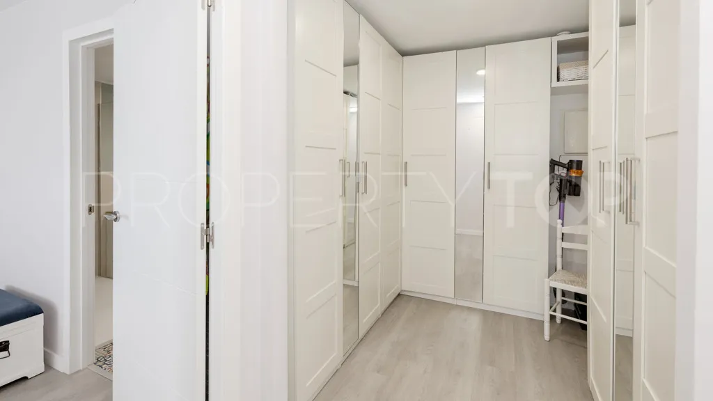 Estepona, apartamento con 3 dormitorios en venta