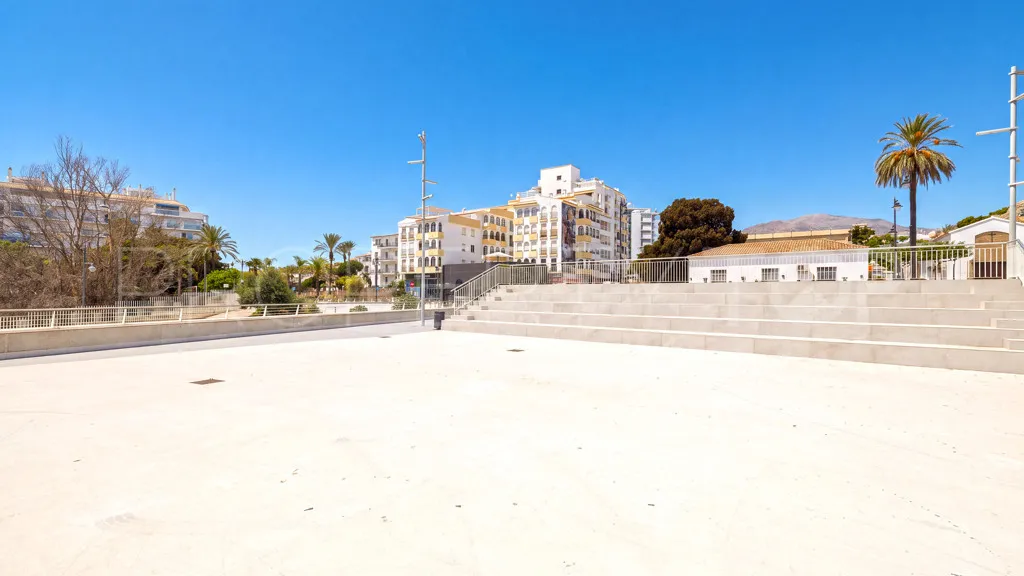 Estepona, apartamento con 3 dormitorios en venta