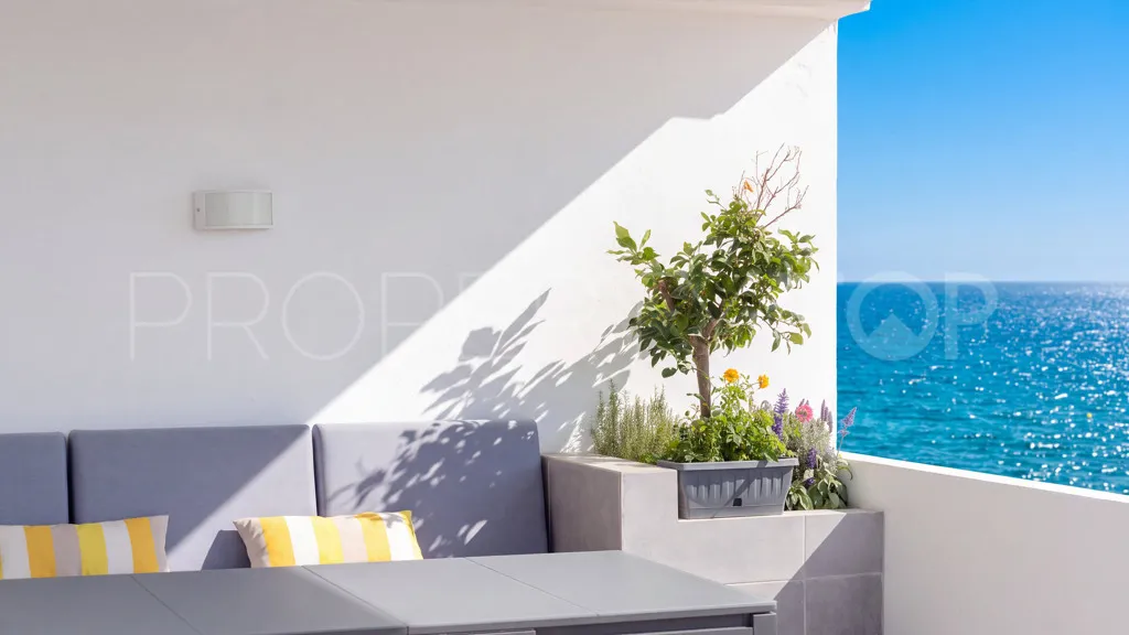 Estepona, apartamento con 3 dormitorios en venta