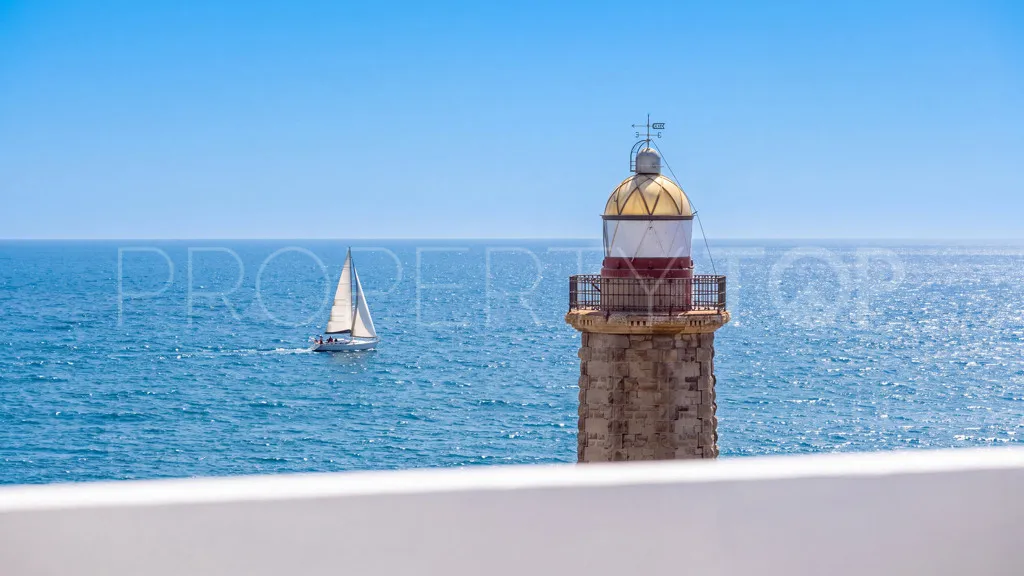 Estepona, apartamento con 3 dormitorios en venta