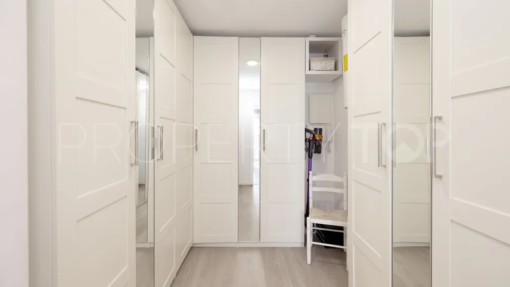 Estepona, apartamento con 3 dormitorios en venta