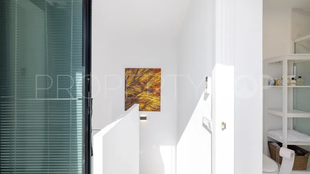 Apartment with 3 bedrooms for sale in Estepona