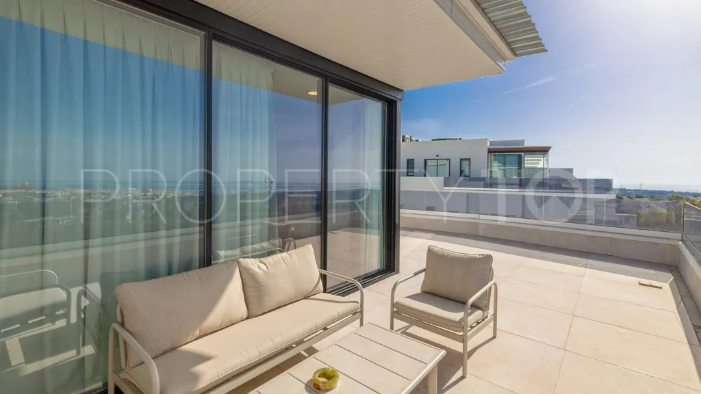 Apartment with 3 bedrooms for sale in Estepona