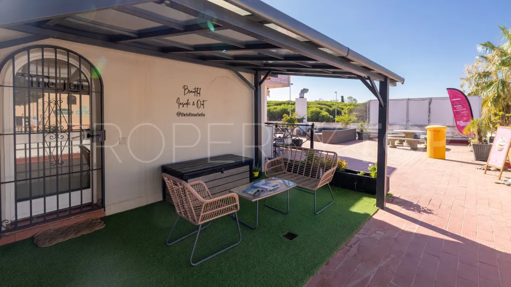 El Paraiso, edificio a la venta