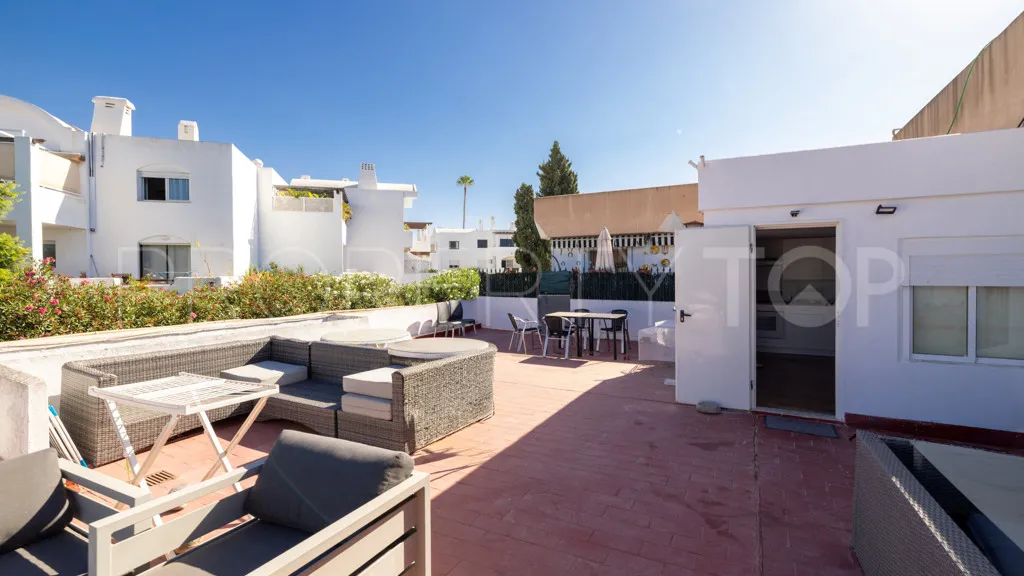 El Paraiso, edificio a la venta