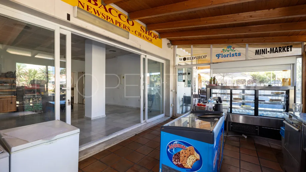 El Paraiso, edificio a la venta