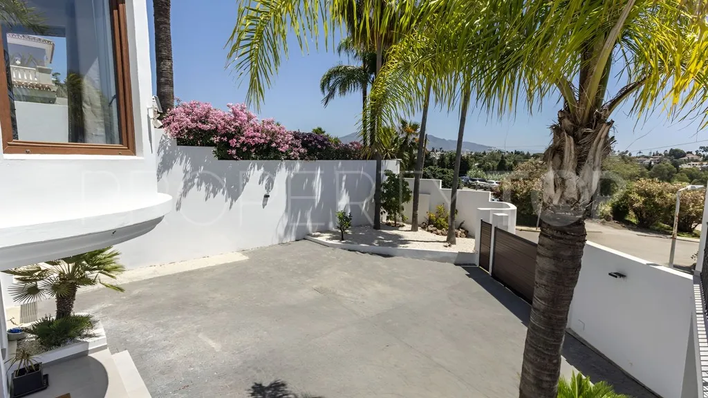 For sale chalet in Monte Biarritz with 6 bedrooms