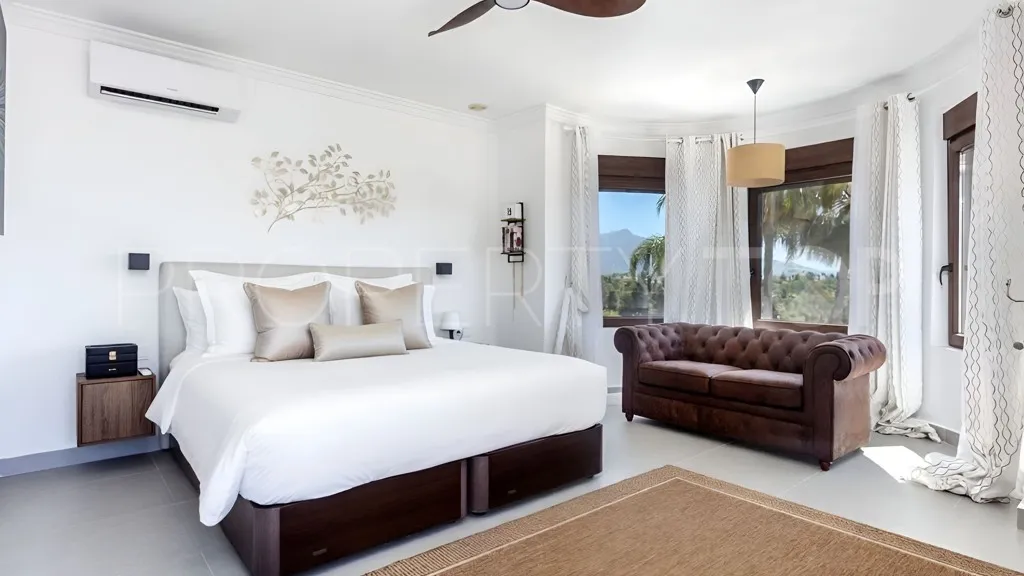For sale chalet in Monte Biarritz with 6 bedrooms