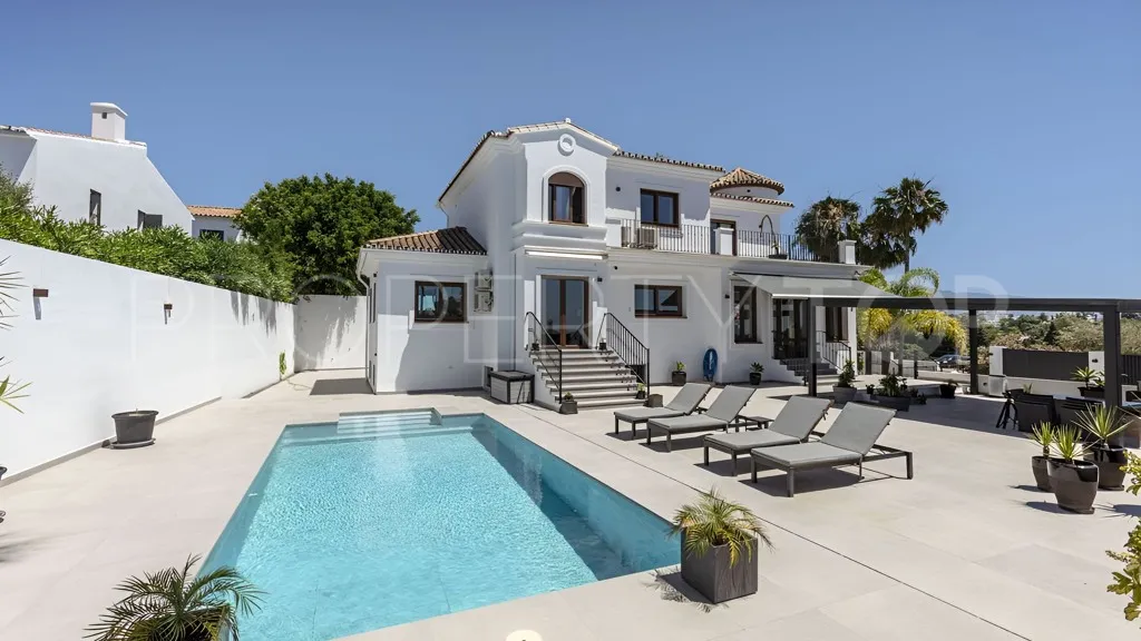 For sale chalet in Monte Biarritz with 6 bedrooms