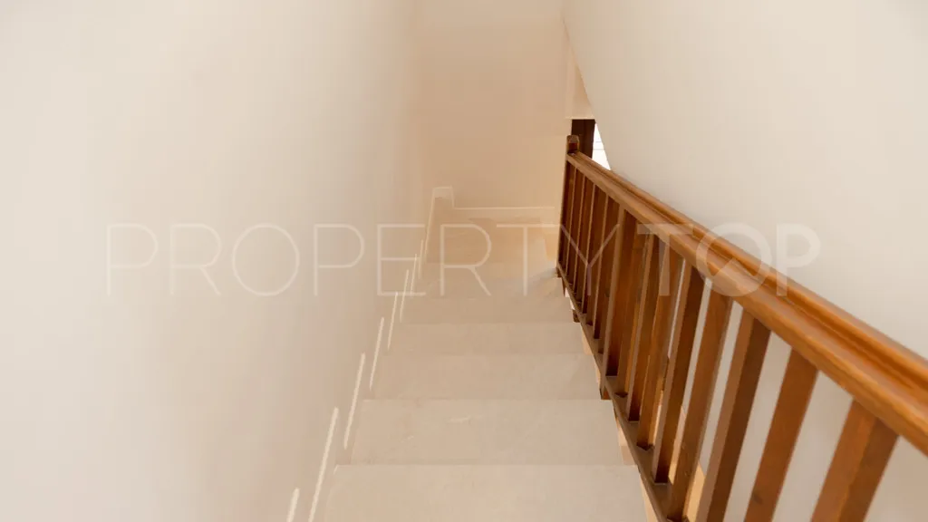 Se vende chalet en El Paraiso