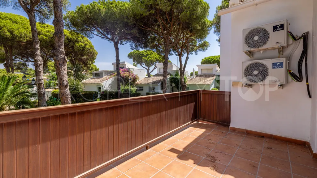 Se vende chalet en El Paraiso